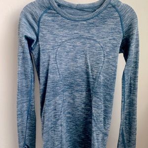 Lululemon long sleeve swiftly